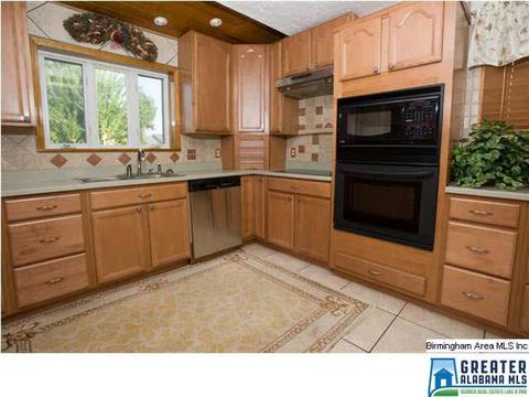 593 Cove Point Dr, Riverside, AL 35135 photo 12