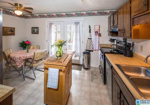 1303 Yellowleaf Ln, Maylene, AL 35114 photo 8