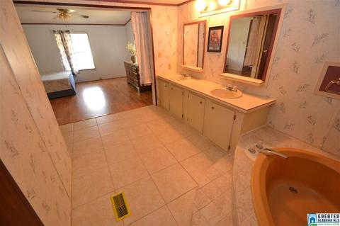 210 Maylene Ln, Maylene, AL 35114 photo 15