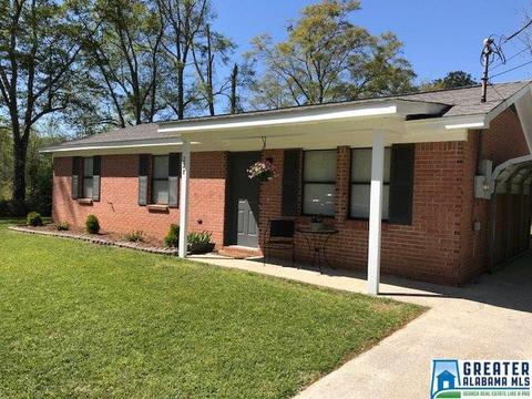 228 Randall Cir, Clanton, AL 35045 photo 3