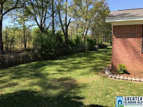 228 Randall Cir, Clanton, AL 35045 photo 5