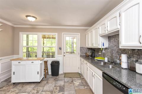 2425 Dalton Dr, Pelham, AL 35124 photo 13
