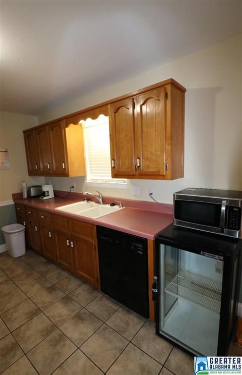 263 Cove Point Dr, Riverside, AL 35135 photo 4
