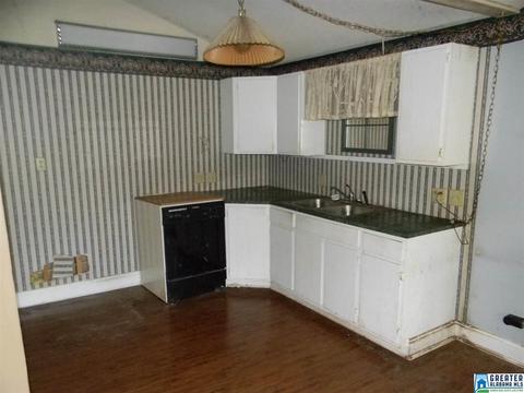 200 3rd St E, Warrior, AL 35180 photo 20