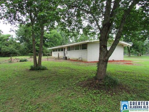 110 Crestview Dr, Weaver, AL 36277 photo 3
