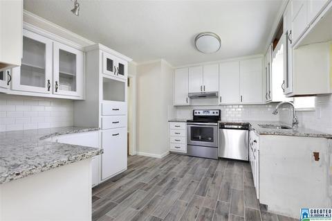 2525 Wright Cir, Birmingham, AL 35235 photo 9