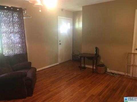 49 Pine St, Anniston, AL 36201 photo 2
