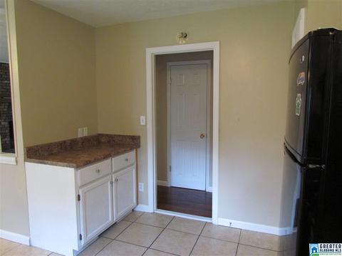 501 Mccullars Dr, Weaver, AL 36277 photo 7
