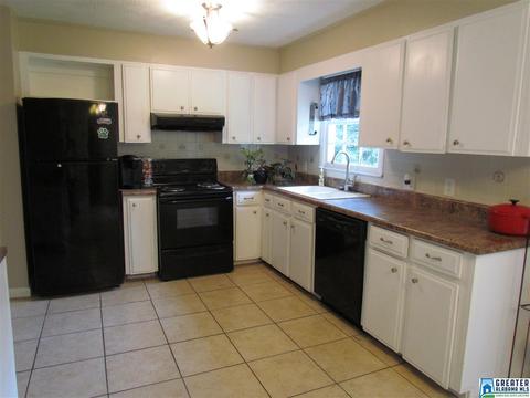501 Mccullars Dr, Weaver, AL 36277 photo 5