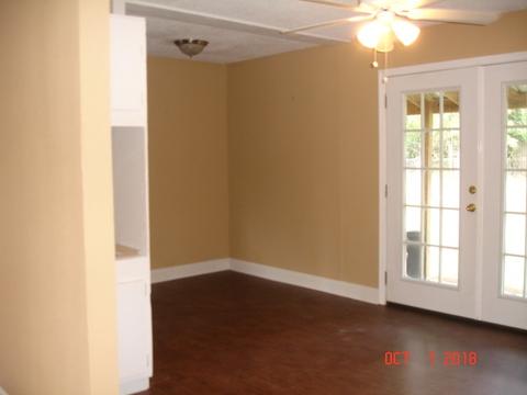 1604 Lee Ave, Clanton, AL 35045 photo 3
