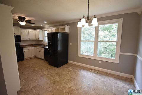 1028 Spring Trl, Warrior, AL 35180 photo 5