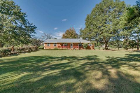 1052 Narrow Ln, Clanton, AL 35045 photo 2