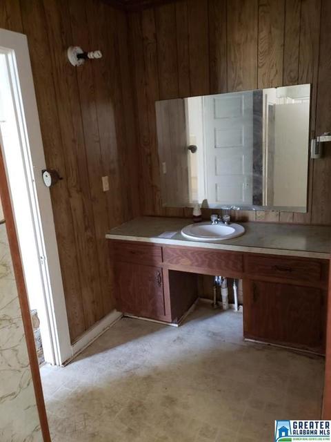 1403 8th St N, Clanton, AL 35045 photo 6