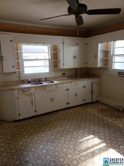 1403 8th St N, Clanton, AL 35045 photo 2