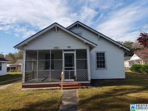 1403 8th St N, Clanton, AL 35045 photo 1