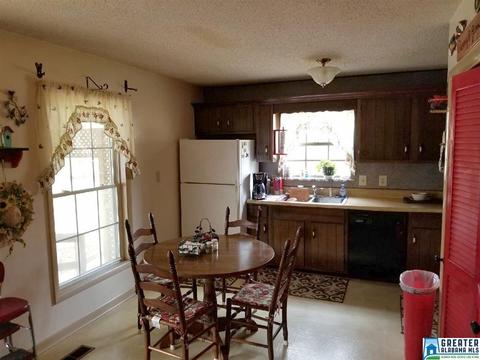 920 Burnt Pine Dr, Maylene, AL 35114 photo 2