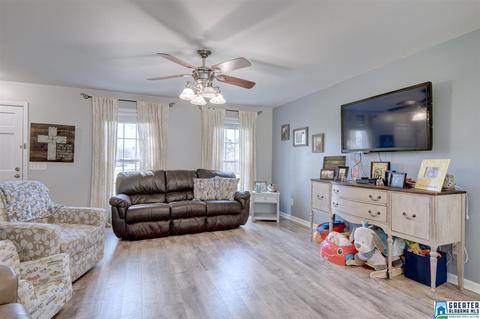 44 Bailey Dr, Sumiton, AL 35148 photo 3