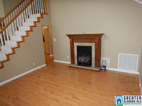 44 Pineview St, Sumiton, AL 35148 photo 2