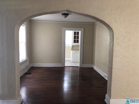 8221 3rd Ave S, Birmingham, AL 35206 photo 3