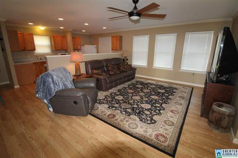 961 Echo Trl, Warrior, AL 35180 photo 2