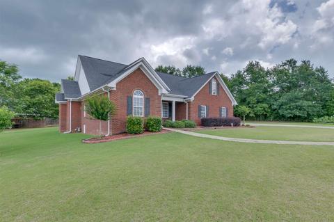 155 Hope St, Clanton, AL 35045 photo 2