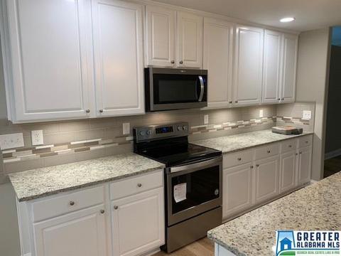 201 Cedar Mdw, Maylene, AL 35114 photo 2