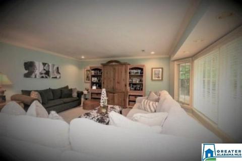 25 Pineview Dr, Jemison, AL 35085 photo 5
