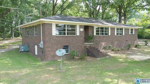 202 Cherokee Dr, Clanton, AL 35045 photo 2