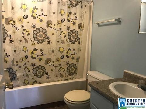 1007 Rollan St, Clanton, AL 35045 photo 8