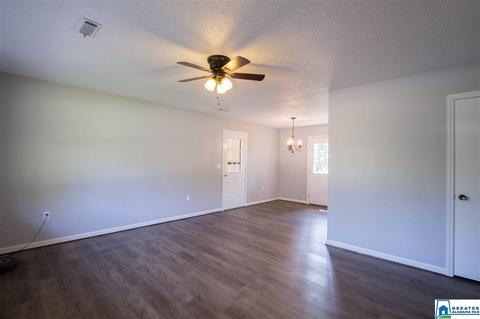 303 Debra Ave, Clanton, AL 35045 photo 6