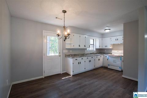 303 Debra Ave, Clanton, AL 35045 photo 8