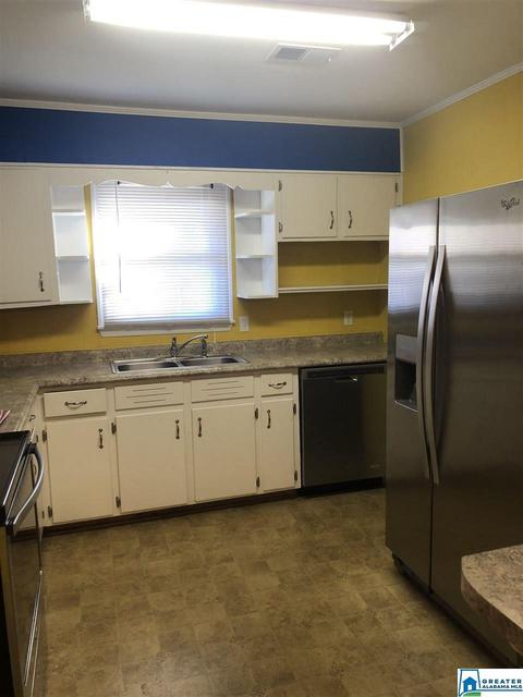 803 4th Ave E, Oneonta, AL 35121 photo 3