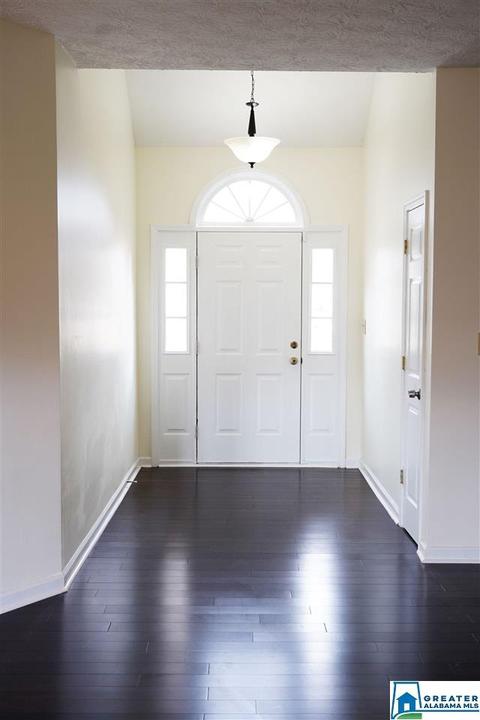 748 W Point St, Roanoke, AL 36274 photo 3