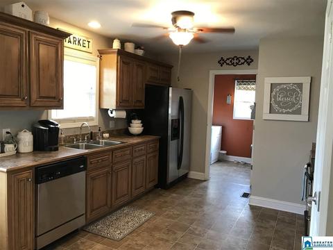 383 Abbey Rd, Warrior, AL 35180 photo 4