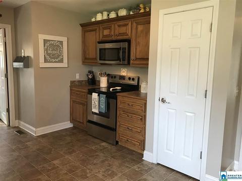 383 Abbey Rd, Warrior, AL 35180 photo 3