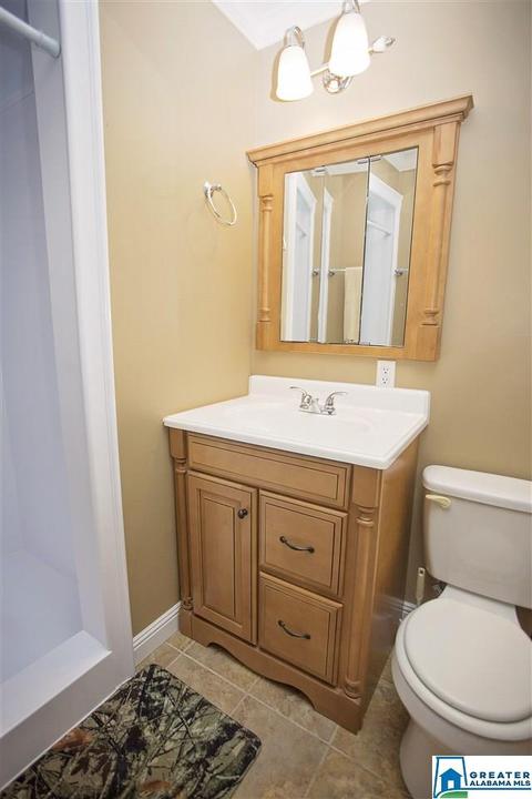 1015 Echo Trl, Warrior, AL 35180 photo 11