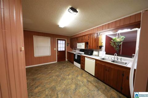 8 Pine Cir, Oneonta, AL 35121 photo 6