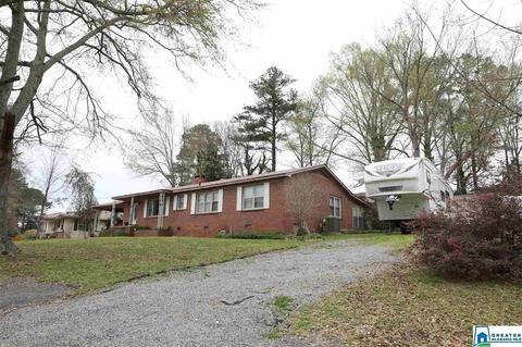 8 Pine Cir, Oneonta, AL 35121 photo 4