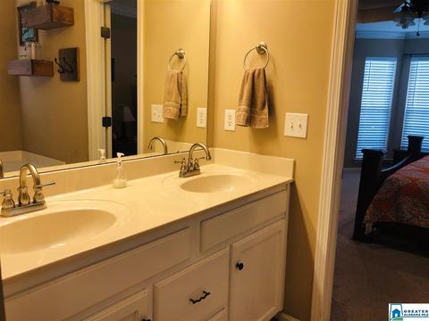 135 Battle Cir, Clanton, AL 35045 photo 8