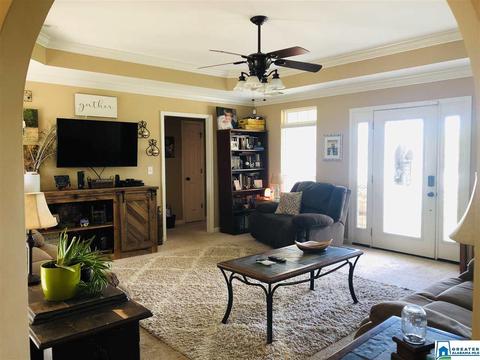 135 Battle Cir, Clanton, AL 35045 photo 3