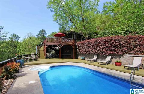 600 Ayers Dr, Anniston, AL 36207 photo 3