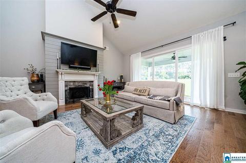 424 Glen Iris Cir, Pelham, AL 35124 photo 7