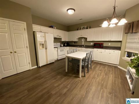 41 S Park Dr, Clanton, AL 35045 photo 12