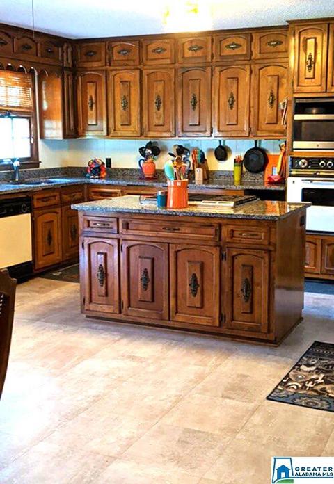 70 Christopher St, Steele, AL 35987 photo 8