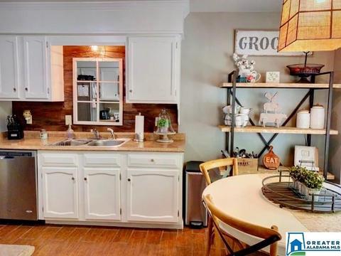 5218 Apache Cir, Birmingham, AL 35242 photo 13