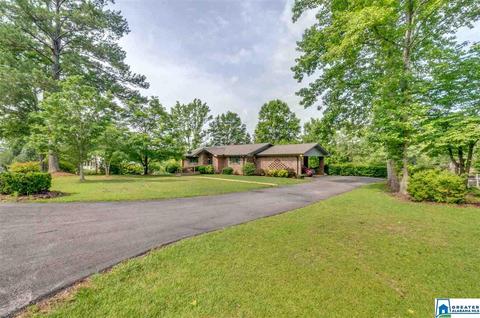 1403 Meadowood Dr, Clanton, AL 35045 photo 3
