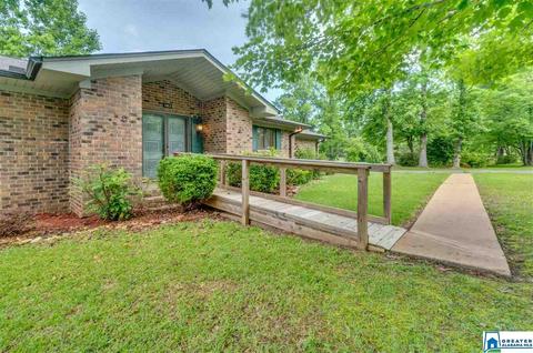 1403 Meadowood Dr, Clanton, AL 35045 photo 6