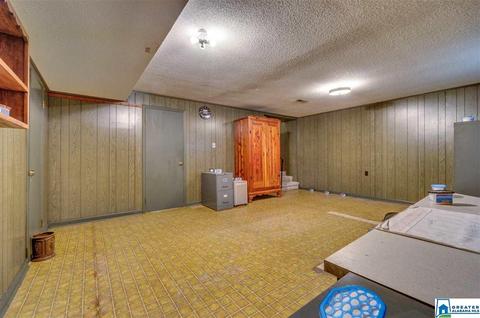 1403 Meadowood Dr, Clanton, AL 35045 photo 35