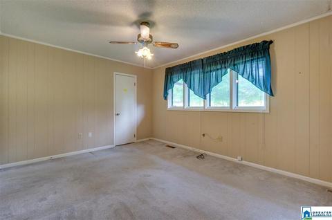 1403 Meadowood Dr, Clanton, AL 35045 photo 24