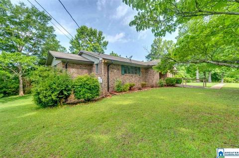 1403 Meadowood Dr, Clanton, AL 35045 photo 5